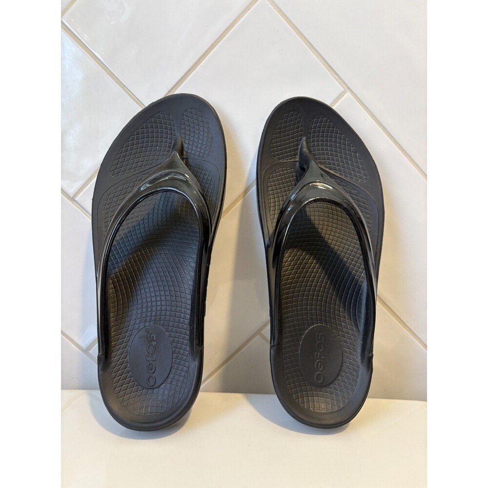 Oofos Womens OOlala Recovery Sandal Size 40 9 Black Shiny Thong Flip Flop Slides - Picture 3 of 8